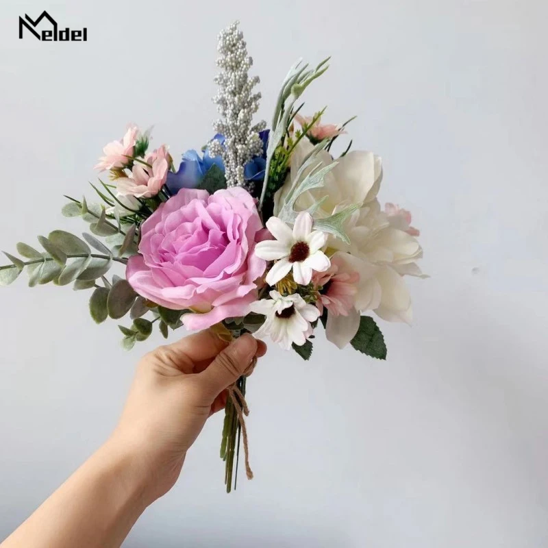 สีฟ้าสีขาวผ้าไหมกุหลาบ Wedding Bouquet สำหรับ Bridesmaids ปลอม Dahlia Wedding Bouquet เจ้าสาวช่อดอกไม้ดอกไม้ประดิษฐ์ Decor