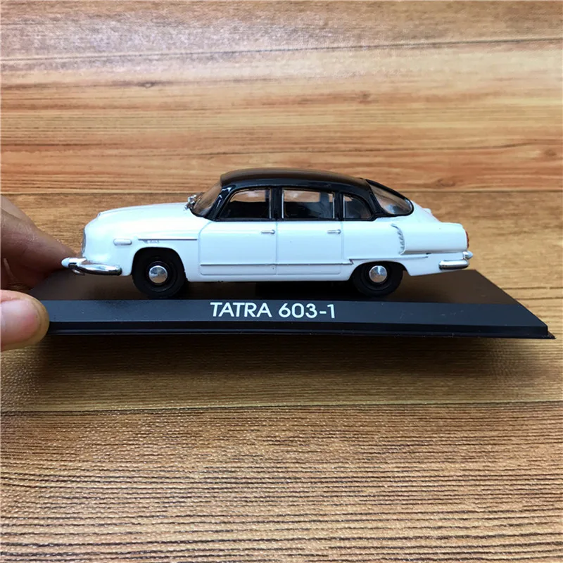 Hot sale Czech tatra 603 car models,1:43 alloy tatra 603 retro model,Exquisite toy cars,Wholesale,free shipping