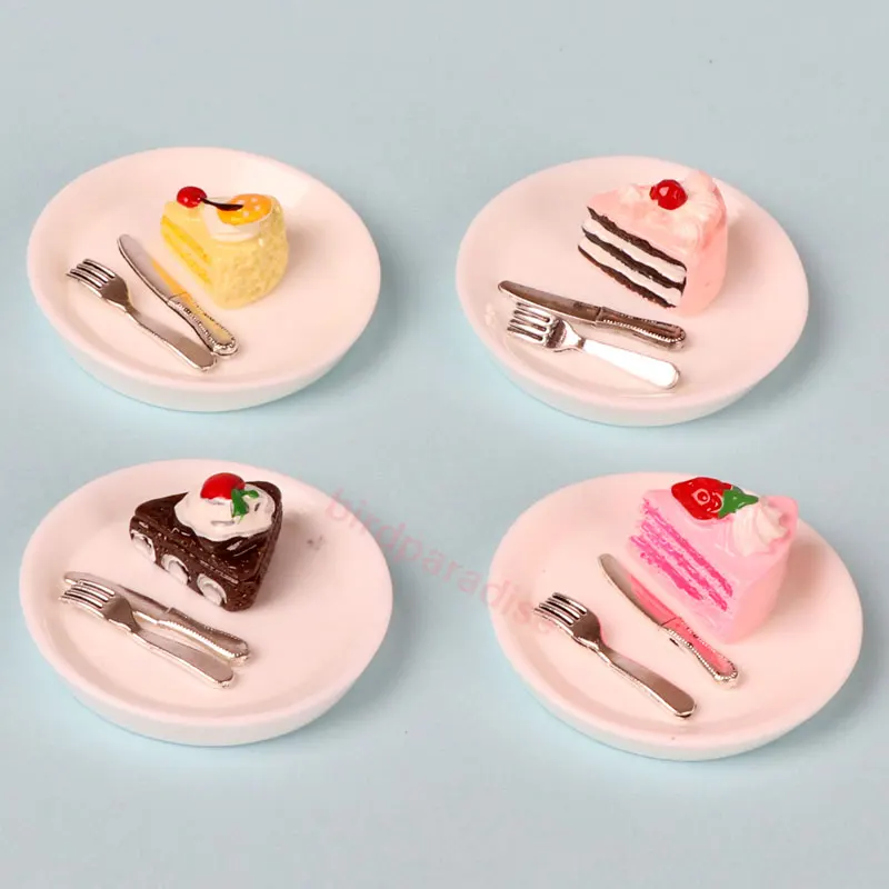 

1Set Dollhouse Miniature Accessories Mini Cakes Plate Knife Fork Model Dolls Pretend Play Kitchen Food Games For Children Toys