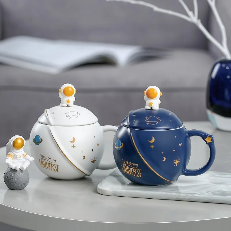 

Planet Cup Ceramic Coffee Mug with Lid Spoon Creative Household Water Cup Tea Cup Couple Coffee Cup Astronaut Cup Christmas Gift