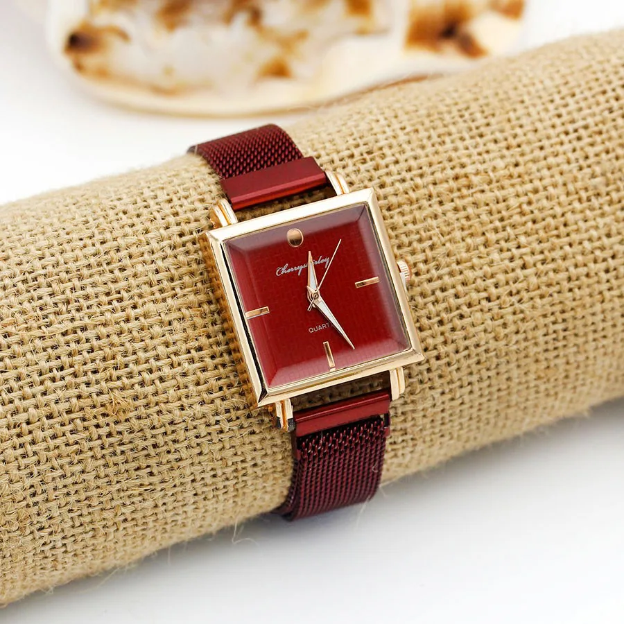 Female Jewelry Magnetic Mesh Belt Watches Square Quartz Bracelet Watch Ladies Starry Sky Clock Luxury Women Dress Wristwatches