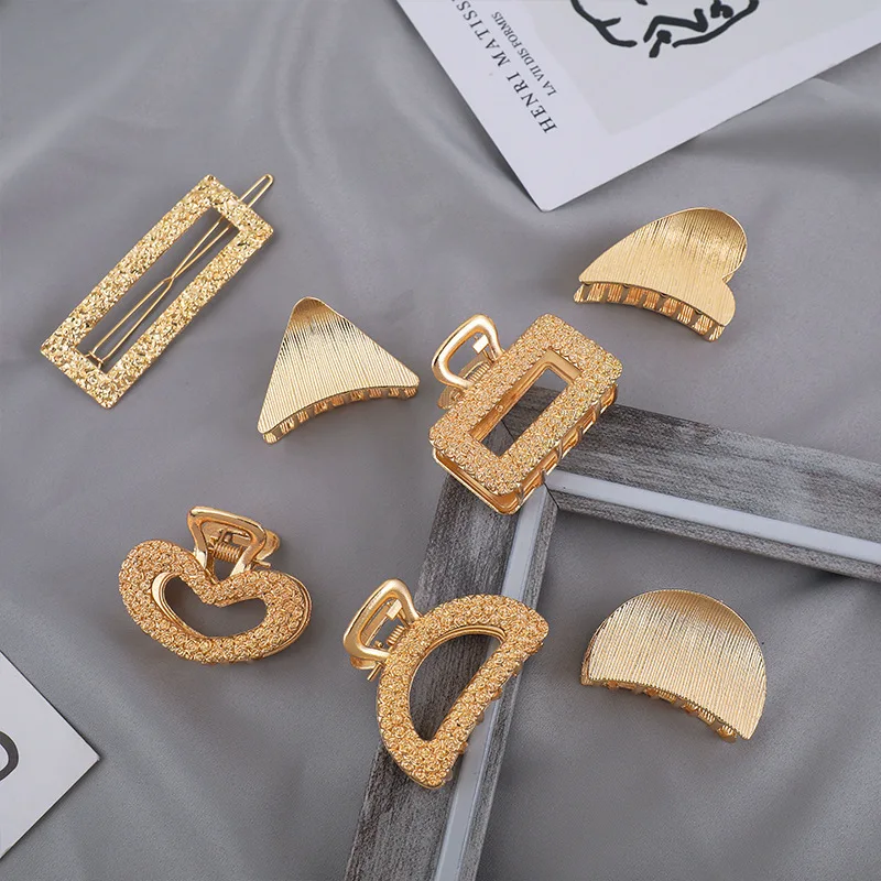 2021 New Women Elegant Gold Hollow Geometric Metal Small Hair Claw Vintage Hairpins Headband Hair Clips Fashion Hair Accessories