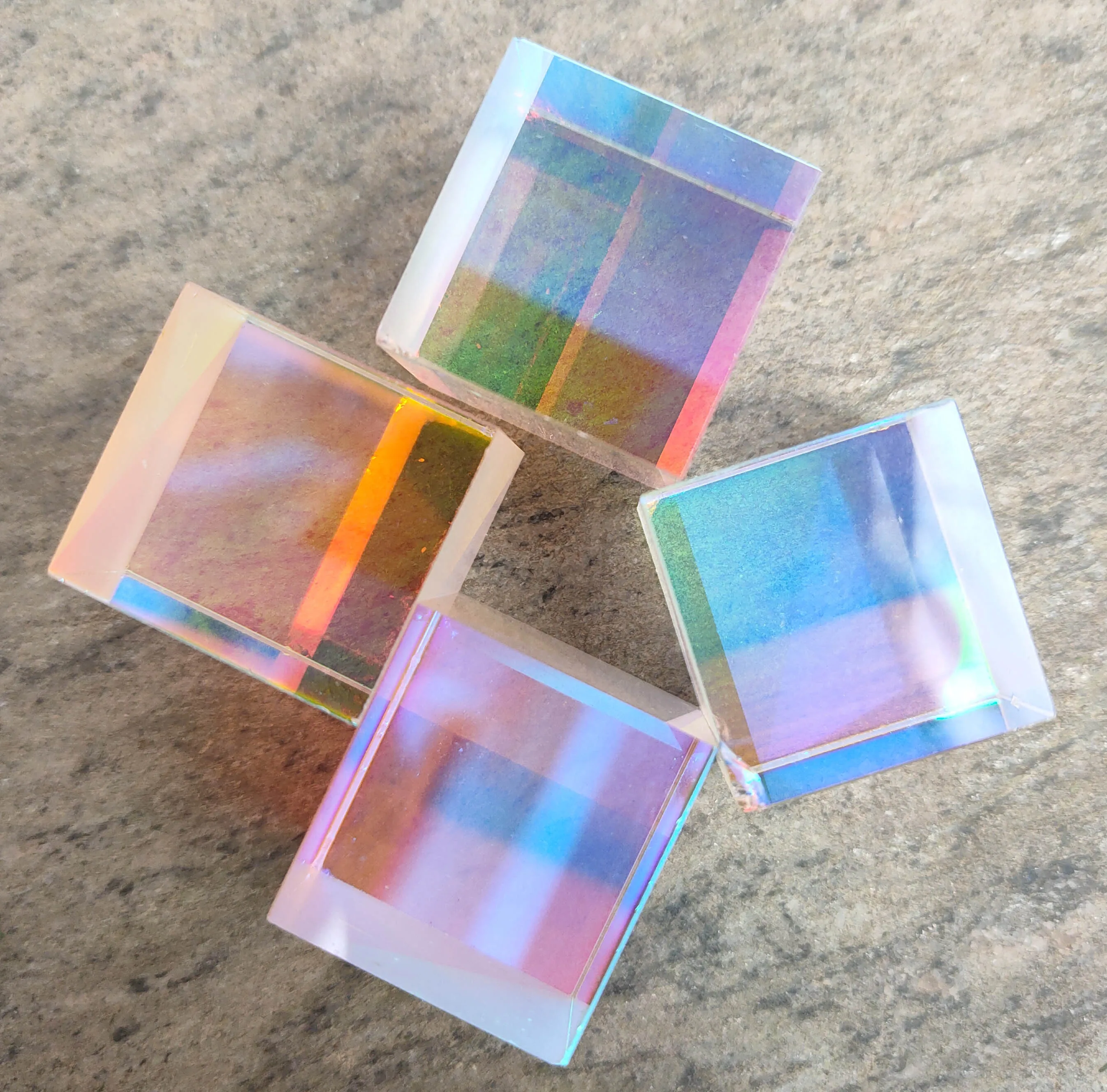 2PCS Defective Used Science Toys Splitter Prisma Cross Dichroic X-Cube Prism RGB Combiner Optical Glass Square Prismas Beautiful