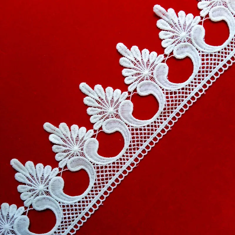 9.5CM Wide Exquisite Retro White Water-Soluble Embroidery Flower Ribbon Lace Fabric DIY Sewing Supplies