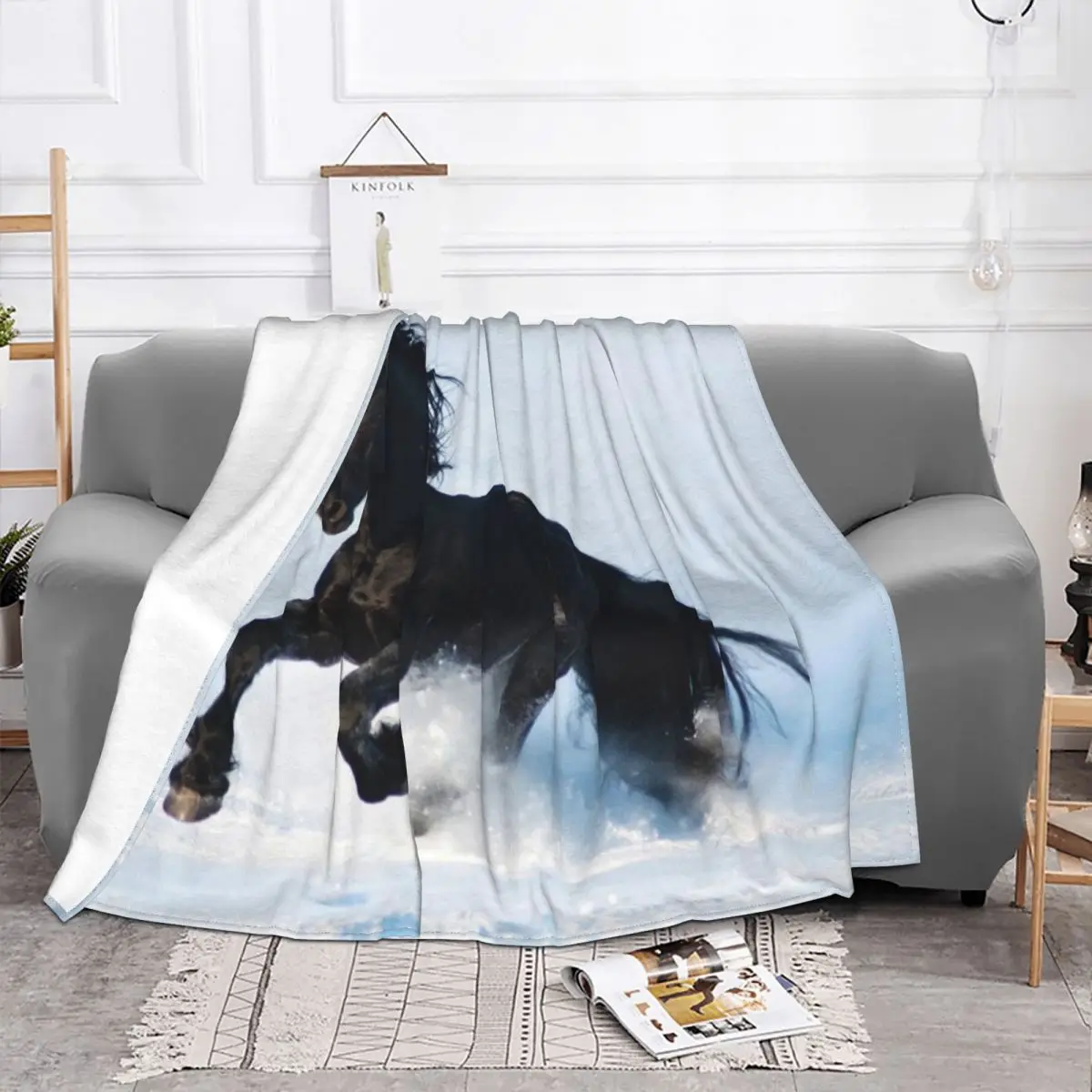 Beautiful Horse Running Knitted Blanket Flannel Galloping Animal Lovers Thin Throw Blankets for Bedding Couch Bedroom Quilt