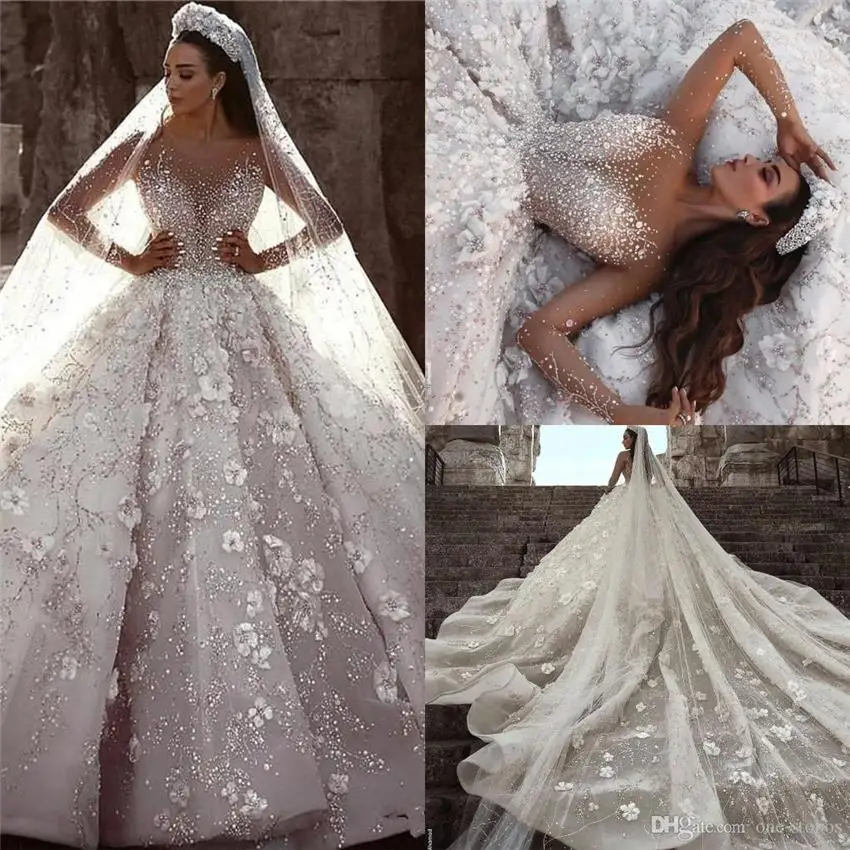 

Ball Gown Long Sleeeves Wedding Dresses Luxury Crystal Beaded 3D Flowers Lace Plus Size Saudi Arabic Dubai Bridal Gown