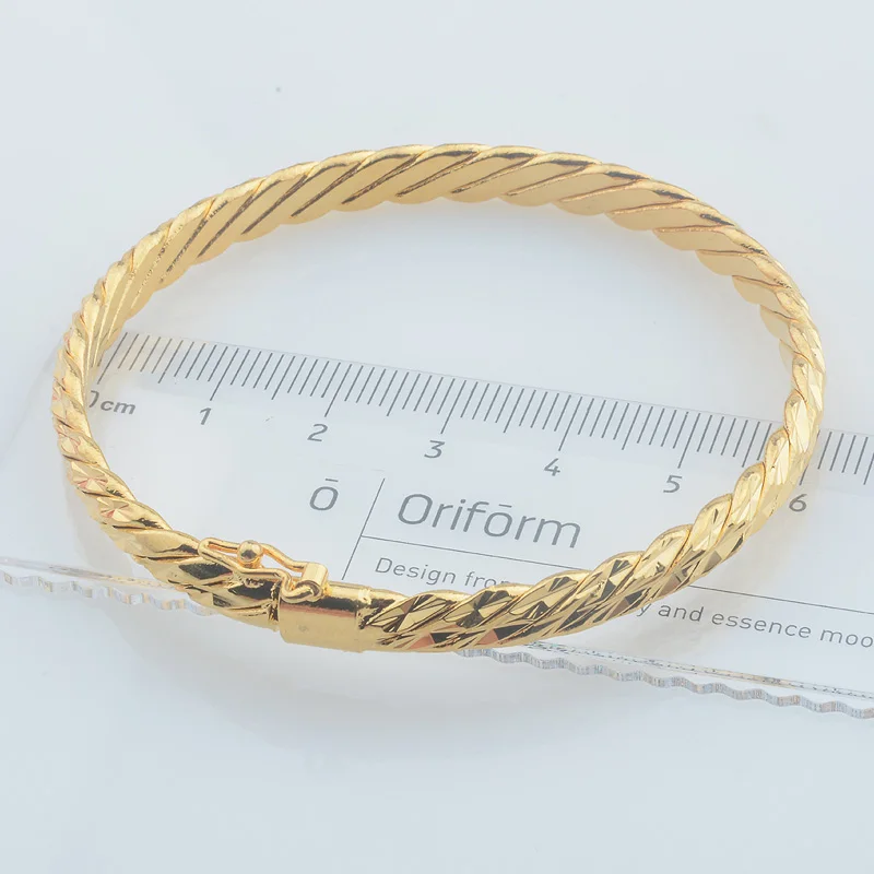 6mm Wide 58mm Women Bride Fashion Yellow Gold Color Caviing Openable Bangle Jewelry