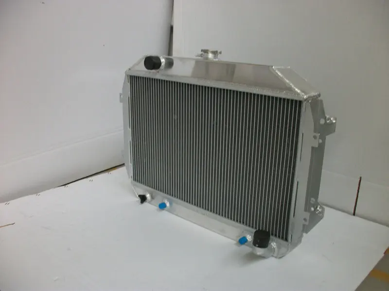 3 Row All Aluminum Radiator For 1970-1975 Nissan Datsun 240Z/260Z 1971 1972 1973 1974 1975