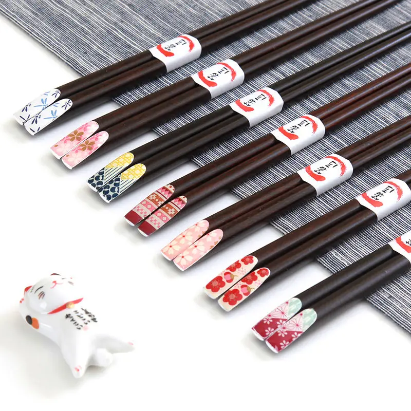 

One Pair Colored Chopsticks Anti-slip Japanese Chopsticks Moisture-proof Sushi Sticks Creative Cute Chop sticks