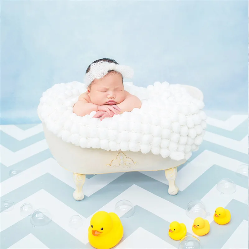 Baby Boy Props for Photography Iron Bathtub for Children with Bubble Cotton Photo Shoot for Kids Newborn Photography Props Bed