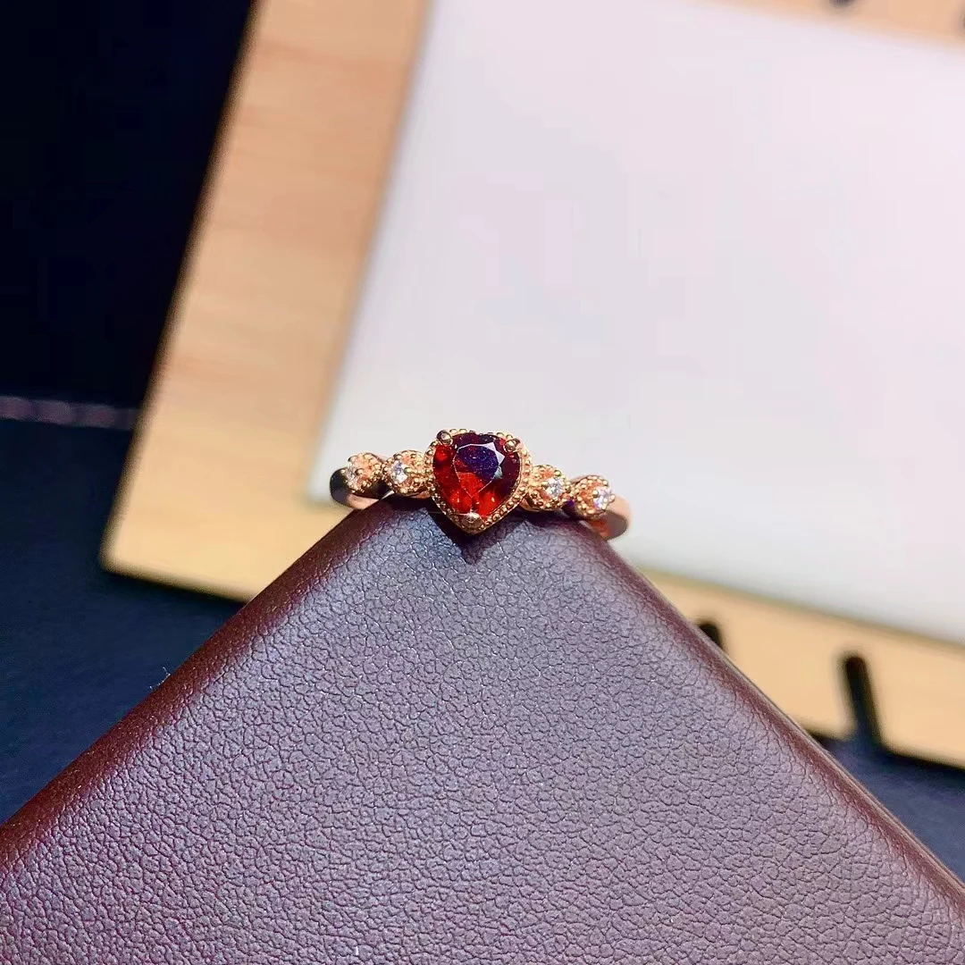 925 Pure Silver Chinese Style Natural Garnet Women's Luxury Vintage Fresh Heart Adjustable Gem Ring Fine Jewelry Support Detecti