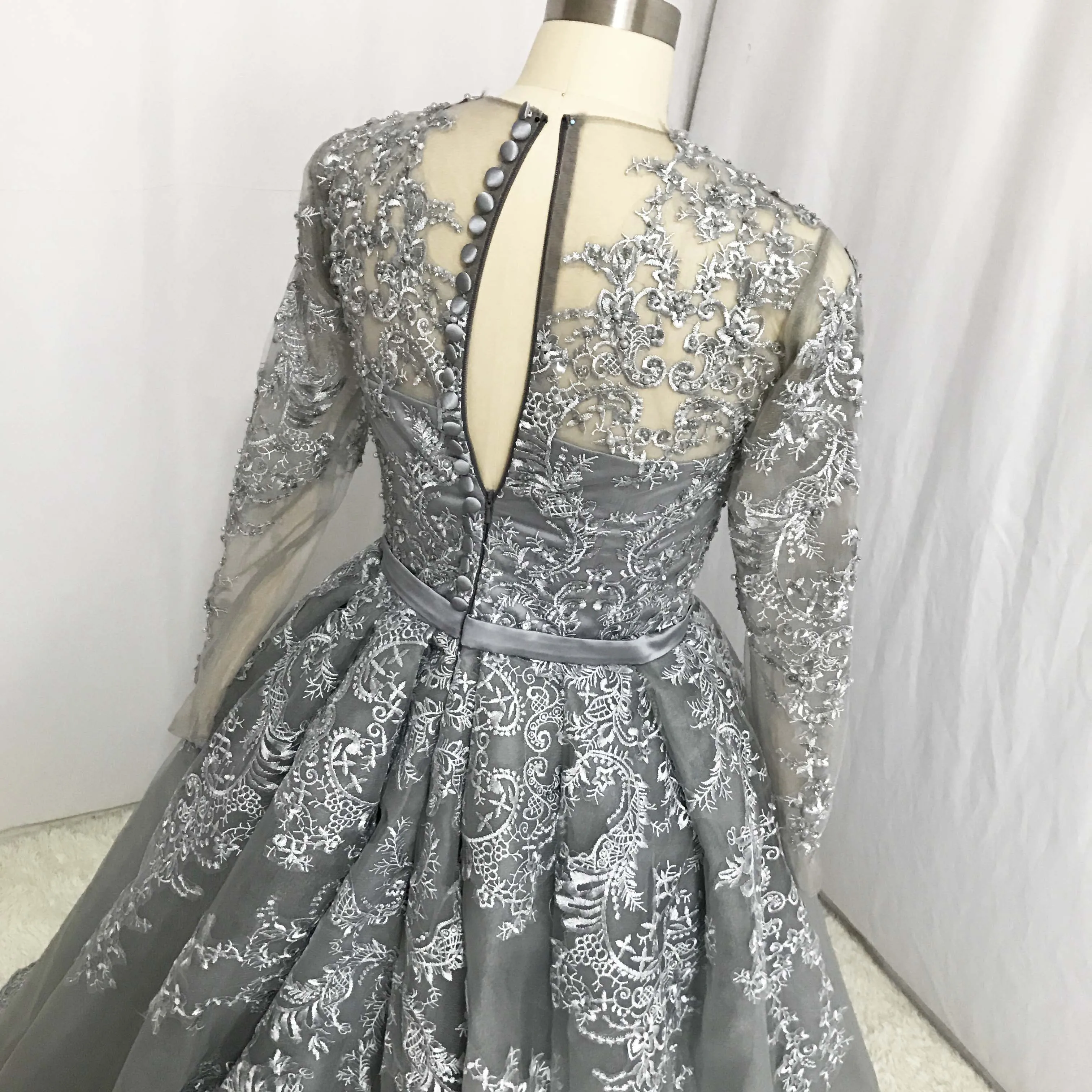 Vestidos de festa árabe design cinza, aplique com pescoço em renda, manga comprida, plissado, comprimento até o chão, vestidos de noite