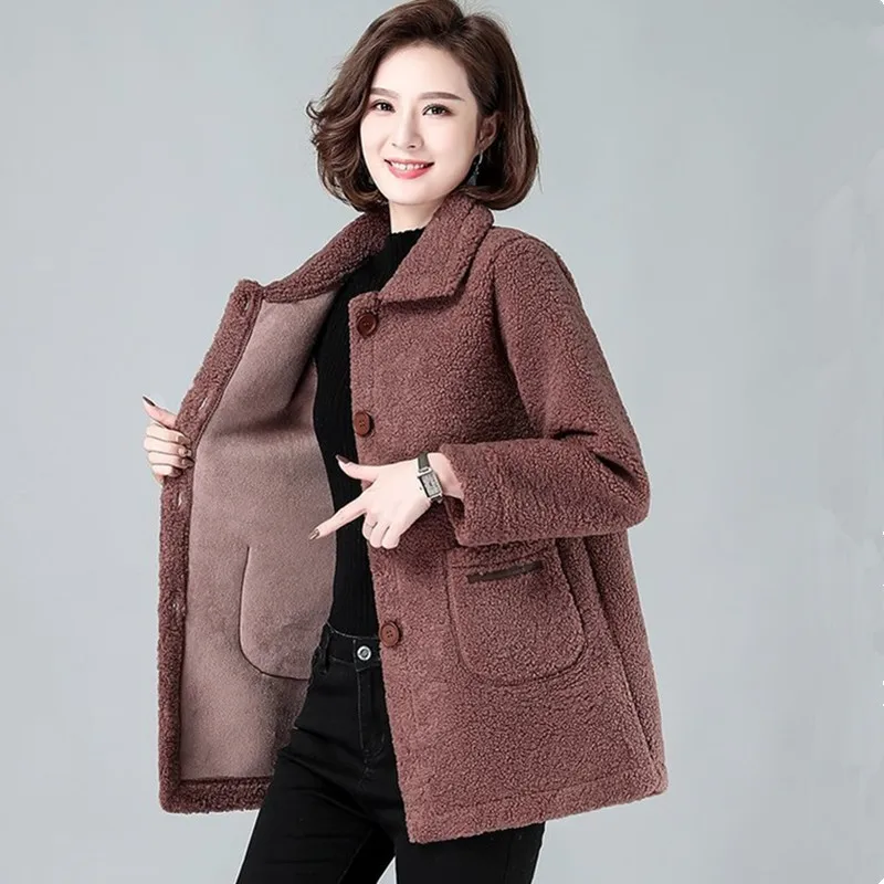 UHYTGF Lambswool Autumn Winter Fur Coat Women Thick Warm Jacket Medium-Length Elegant Mother Casual Loose Big Size Outwear 1396