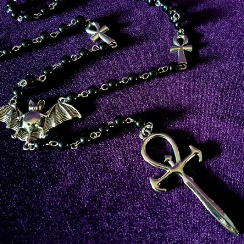 Emo Vampire Ankh Rosenkranz Occult Vamp Perle Halskette Goth Punk Bat Kreuz Anhänger Halskette Handgemachte Perlen Ägyptischer Tradgoth Schmuck