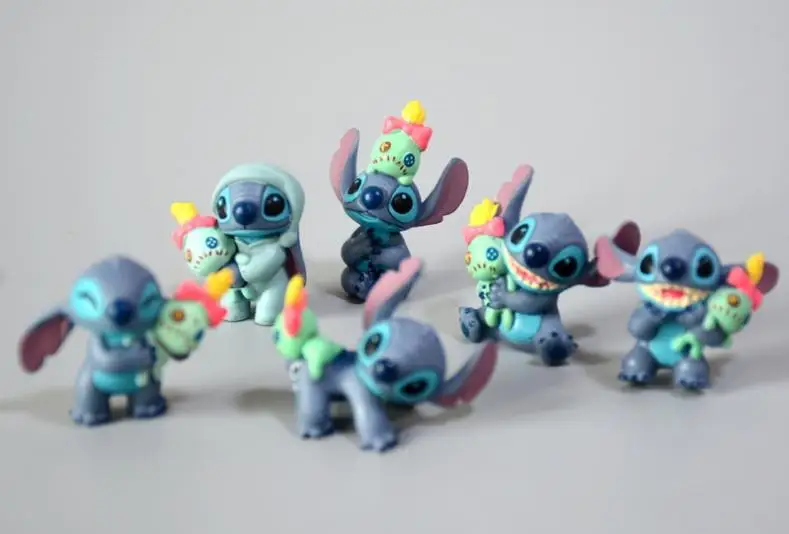 Juego de juguetes de dibujos animados Stitch, 6 muñecas diferentes, regalar a novio, muñeca de Anime, COLLAR COLGANTE, regalo de cumpleaños, regalo de Navidad