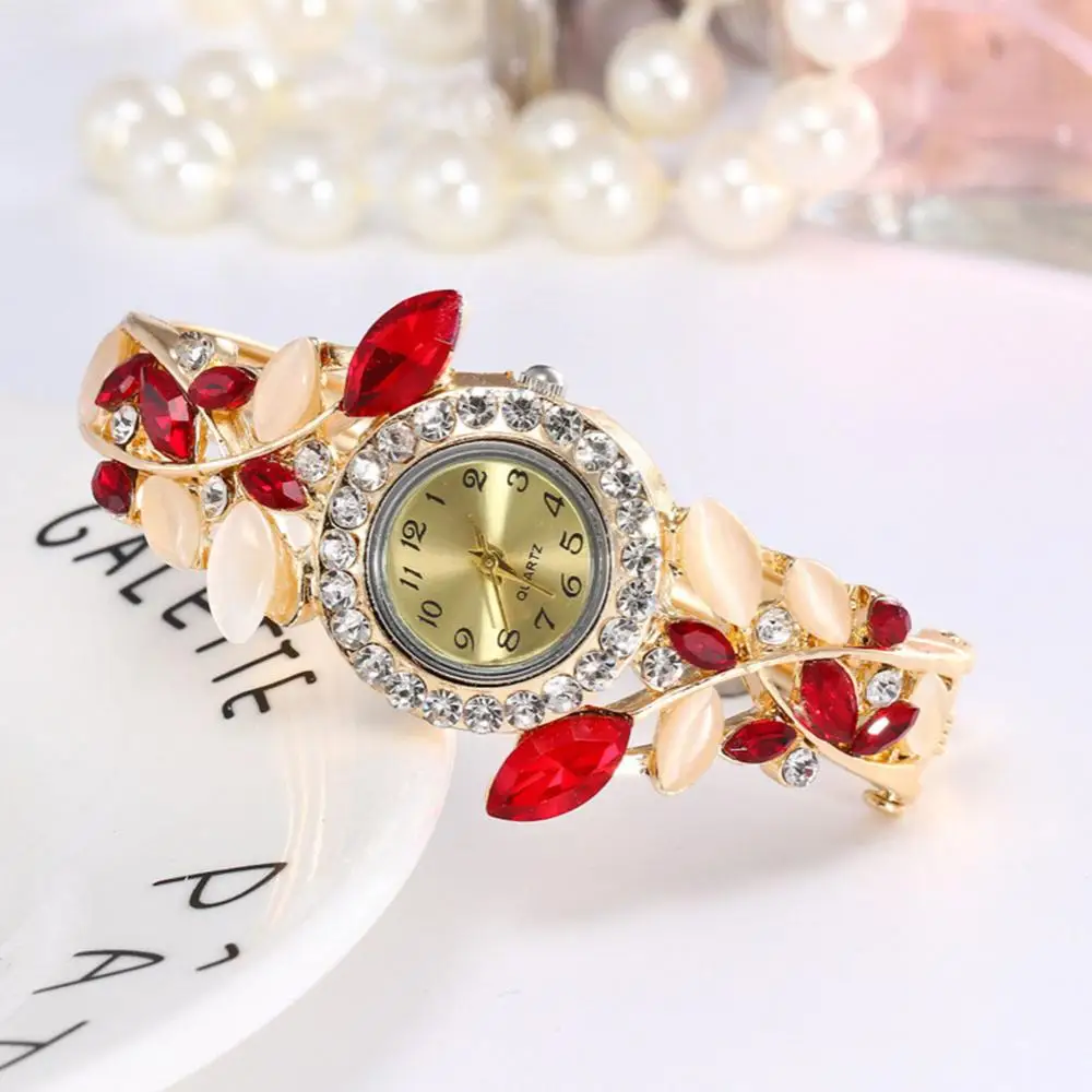 

2021 Hot Sale Luxury Elegant Beautiful Women Rhinestone Leaf Round Dial Analog Open Bracelet Quartz Wrist Watch Woman Watch