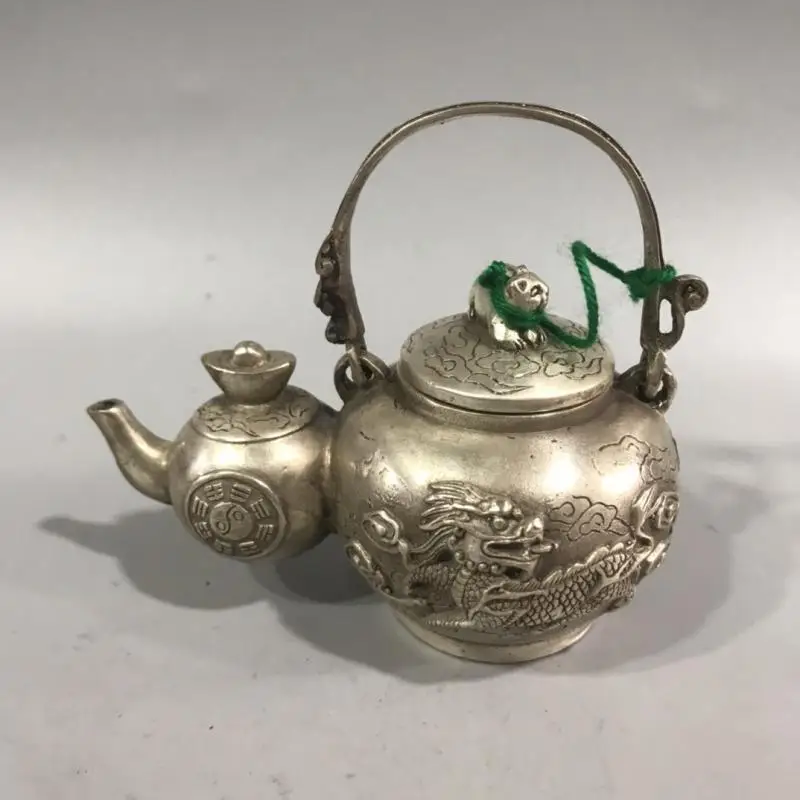 

Collection Chinese Carving Cupronickel Handmade Old Tibet Silver Handwork yuanbao gourd Dragon pot teapot collection Statue