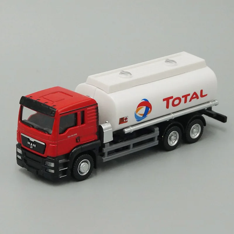 1:64 Man Diecast Model Toy Total Oil Tanker Truck