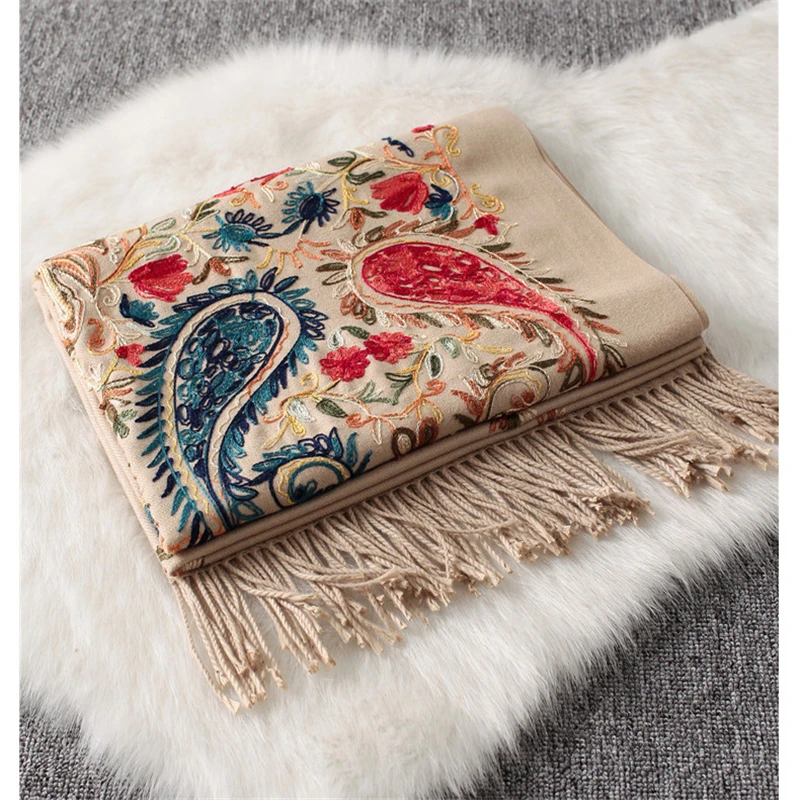 women scarf high quality Luxury brand New Embroider Flower winter cashmere scarves lady shawls wraps female pashmina echarpe