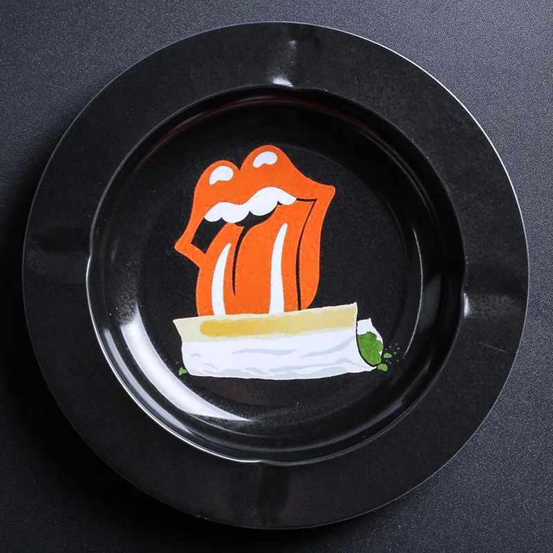 Creative Portable Cenicero Metal Cigarette Ashtray 4 Grooves With Varied Pattern