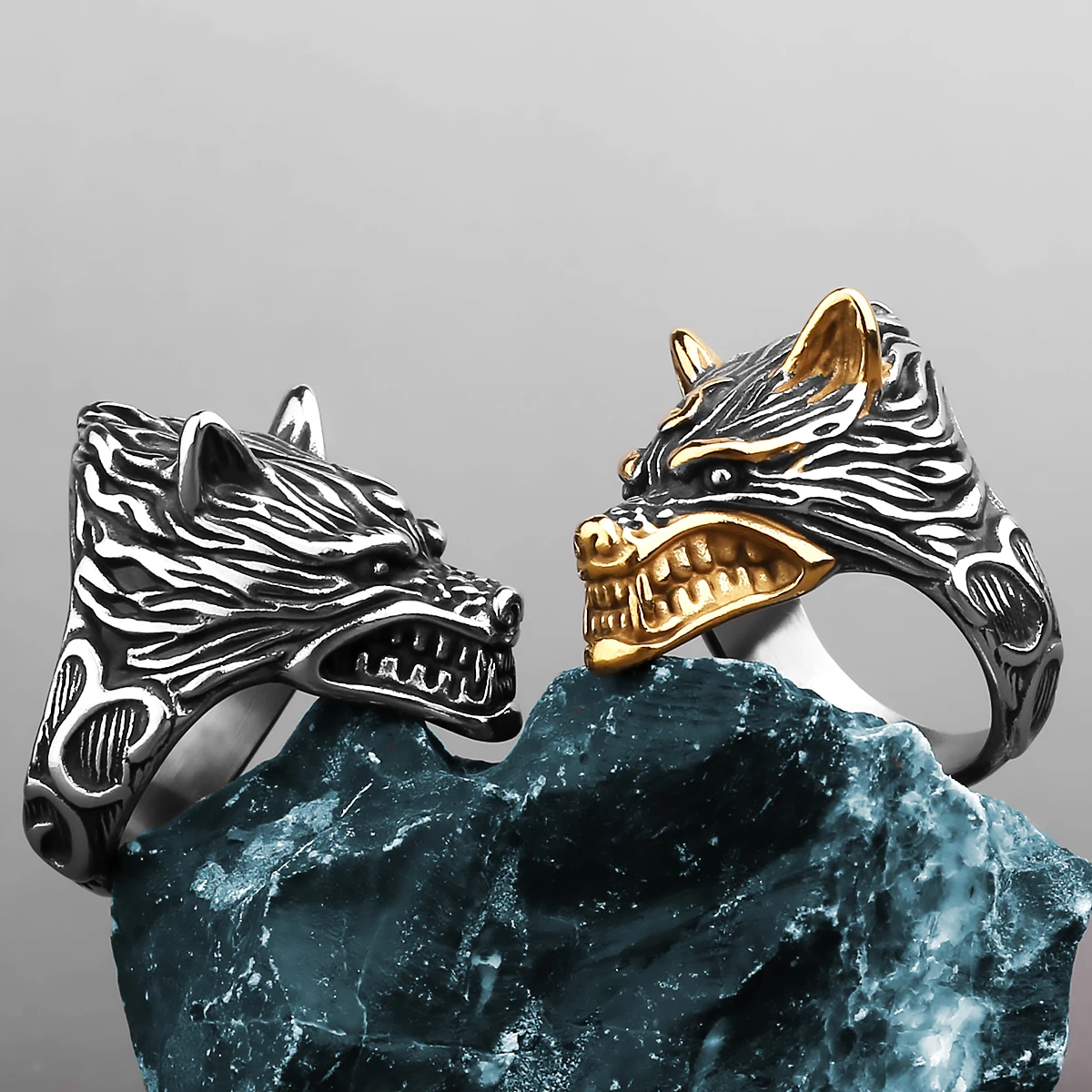 Fine Cast Stainless Steel Material Nordic Viking Prairie Wolf Head Men's Ring Domineering Personality Creative Jewelry Wholesale