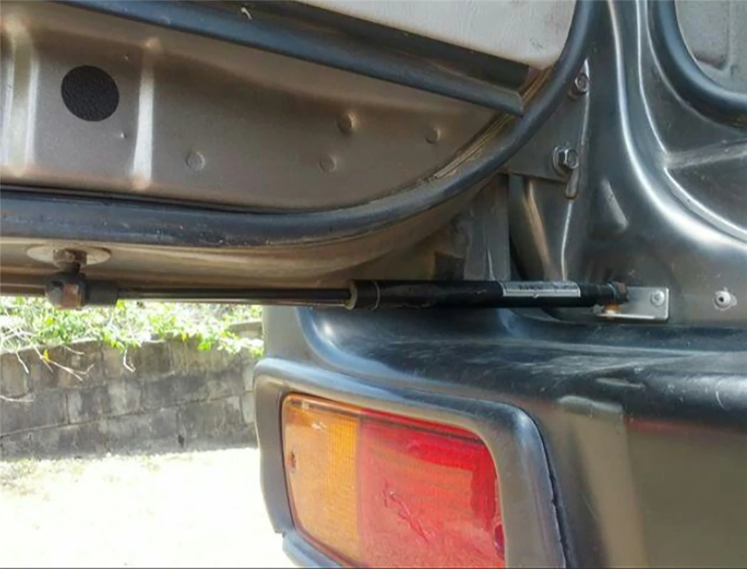 Support Rod Rear Barn Door Gas Strut Sets for Nissan Patrol GU Y61 Series 1 2 3 Small Barn Door Shock Absorber Hydraulic