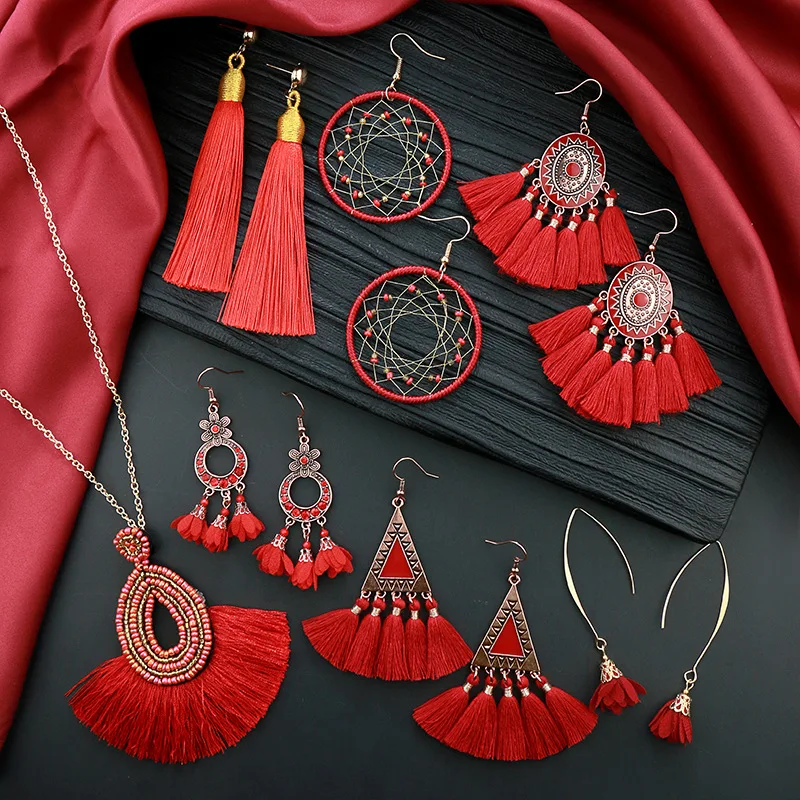 

Vintage Peking Opera Earrings for Women Ethnic Chinese Fashion Jewelry New Year Wedding Red Tassel Earrings Anniversary Gift