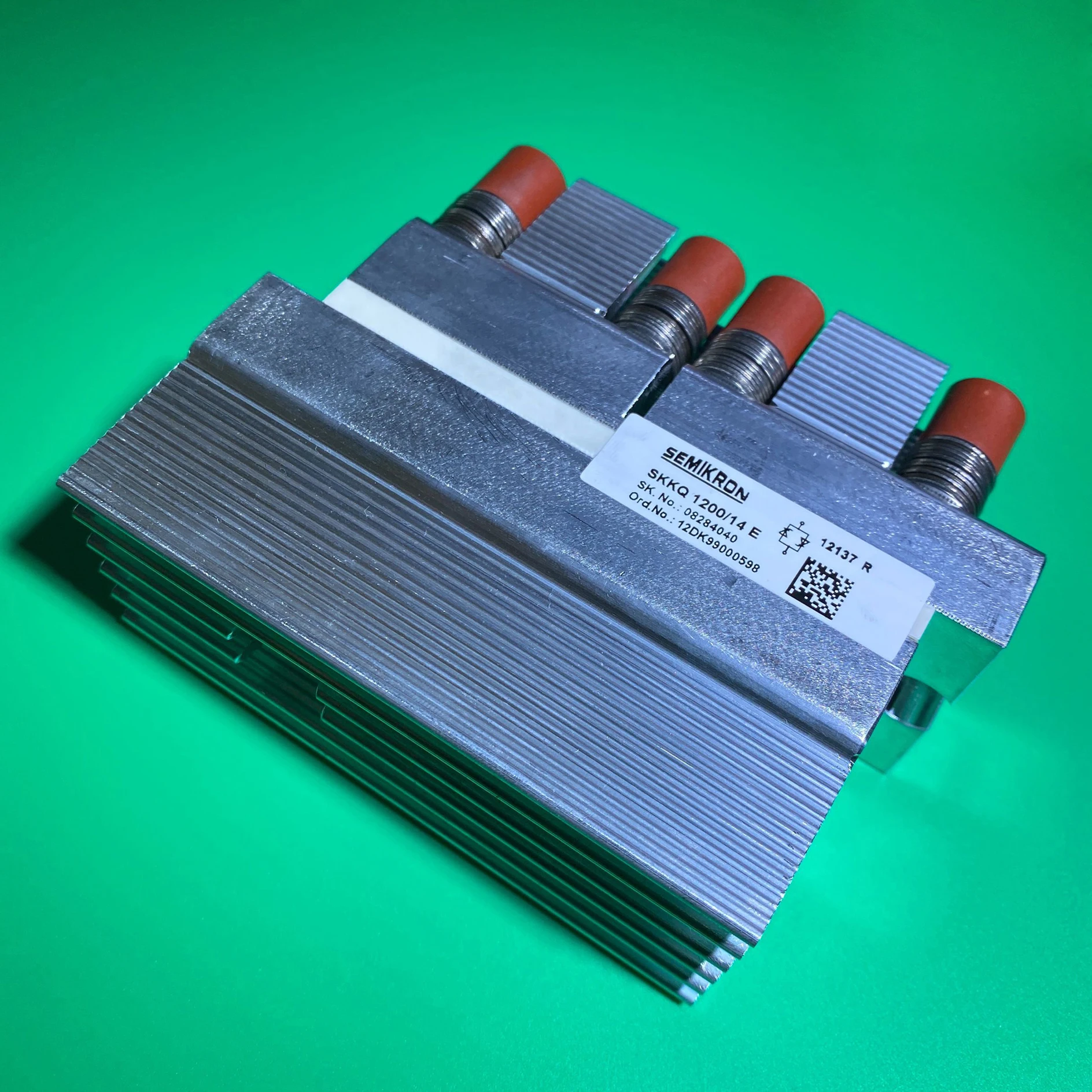 14e: A Escolha Ideal para Controladores de Motor com Alta Eficiência