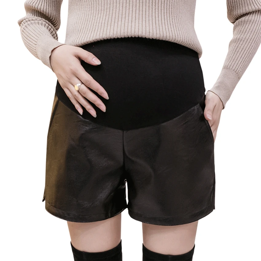 Pregnant women autumn and winter Korean fashion plaid shorts gold velvet thick new shorts