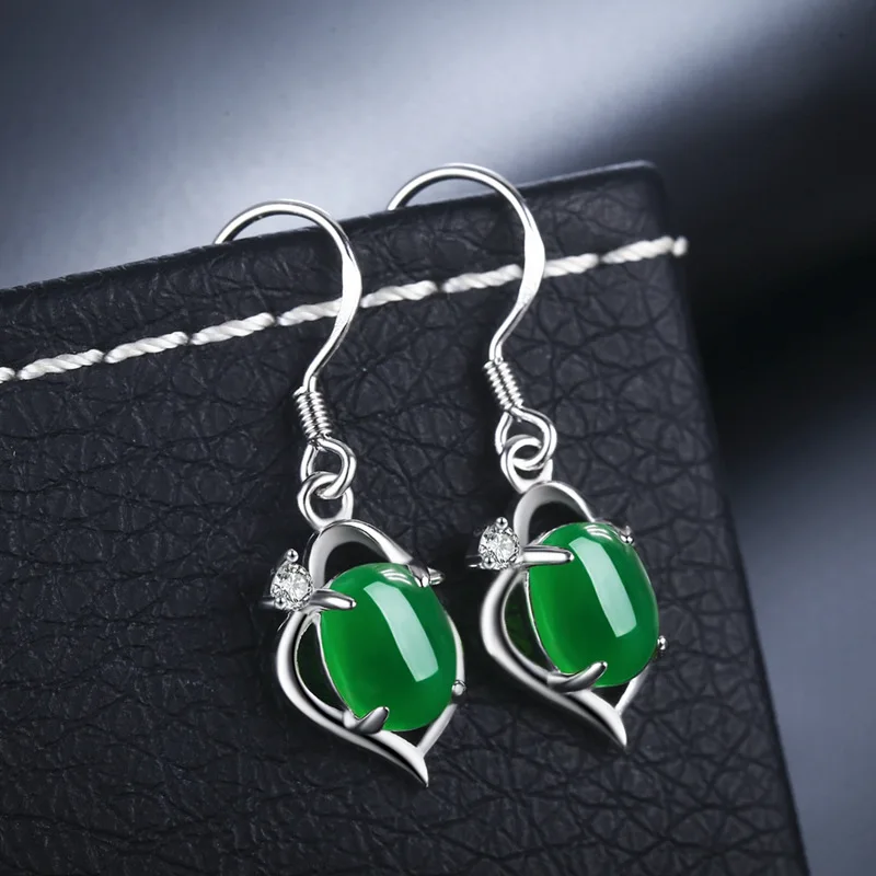 

Natural Green Chalcedony Hand-carved Drop Earrings Fashion Boutique Jewelry Women's Green Agate Earrings Gift