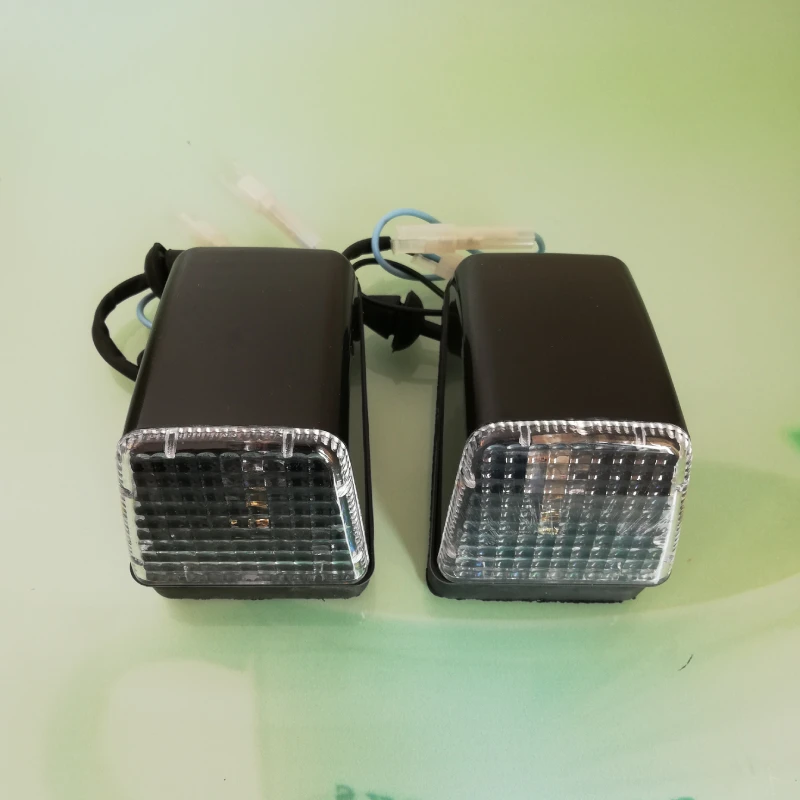 2Pcs 24V Cab Roof Marker Lights For VOLVO FH FM Truck Accessories Cabin Top Lamps 1623726 White Amber