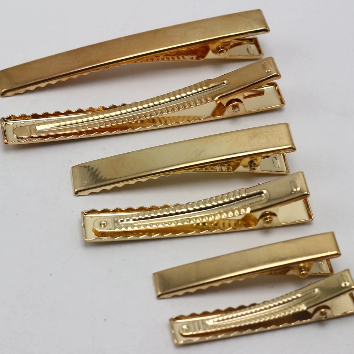 

Craft DIY Golden Metal Heavy Duty Pinch Alligator Hair Clips Bows 46mm 60mm 80mm