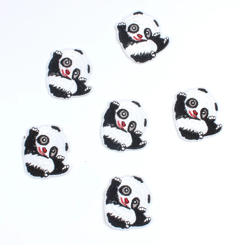 10 sztuk/partia śliczne Panda łatka haftowane żelazko na Cartoon zwierząt naklejki odzież dżinsy Motif odznaka DIY Patchwork torba akcesoria