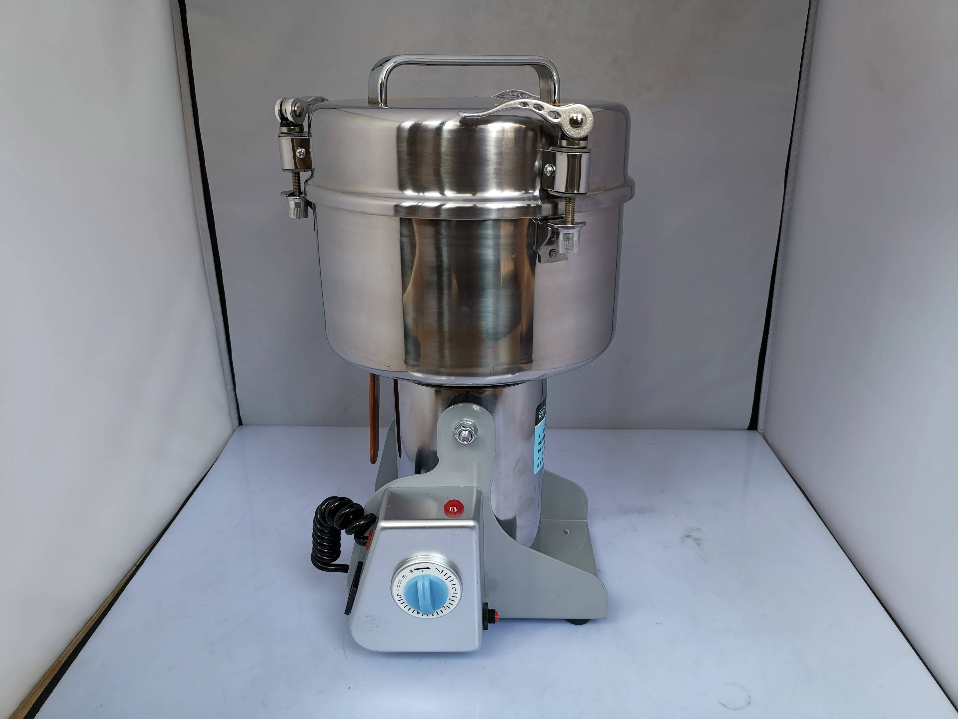 SUS 304 stainless steel 2500g High-speed Electric grinder, Medicinal herbs Cereals Coffee Dry Food powder crusher  Mill Grinding