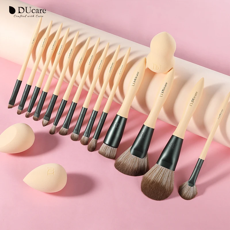 DUcare Makeup Brush Set 14Pcs with 3Pcs Makeup Spong & Cosmetic Bag - Professional Kabuki Foundation Blending Eyeshadow Brushes