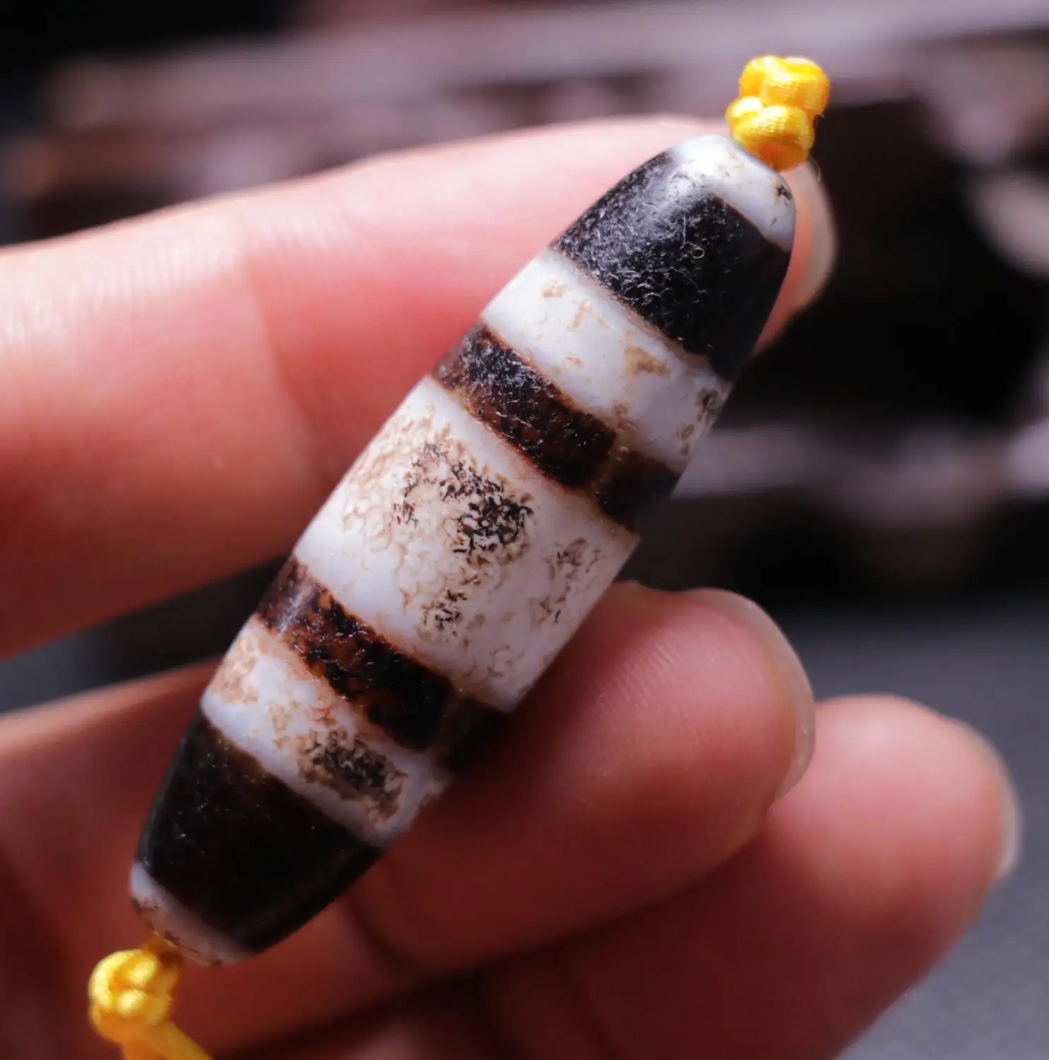 

Magic Power Tibetan Old Agate 3 Stripe Healer Medicine dZi Bead Amulet Pendant LKbrother Sauces Top Quality Guarantee