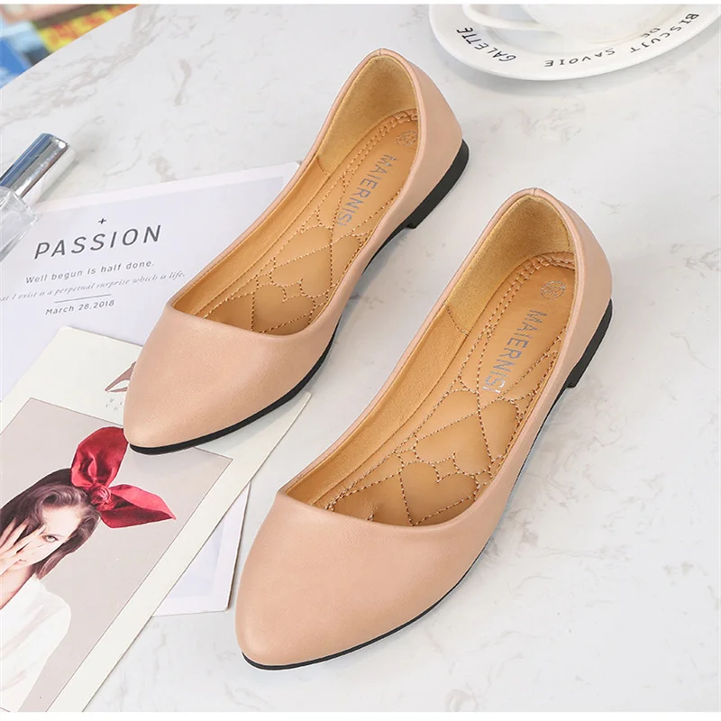 Women Flat Shoes Slip-on Pointed Toe Lady Loafers Plus Size 44 45 46 Shallow Single Low Heel Pregnant Woman Flats Zapatos Mujer