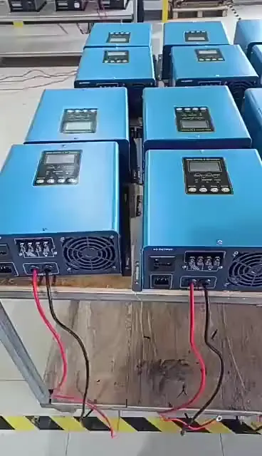 Inverter ibrido a energia solare 1.2kw On/off Grid Tie combinato con regolatore di carica solare pwm