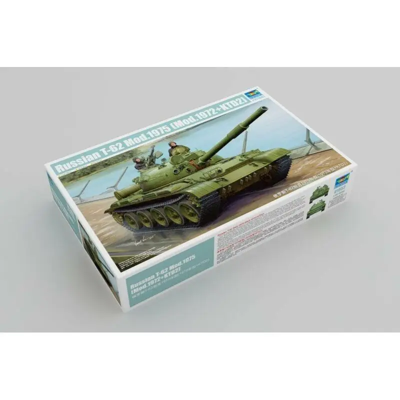 Trumpeter 01552 1/35 Russian T-62 Mod.1975 (Mod.1972+KTD2) - Scale Model Kit