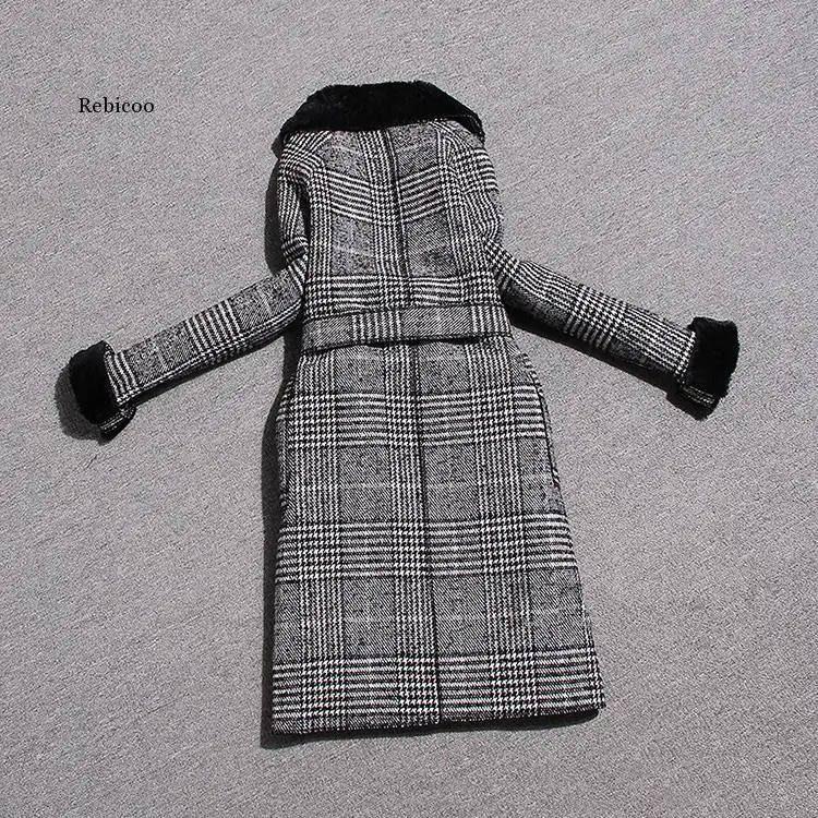 Women Slim Belt Turndown Collar Coats Fashion Vintage Plaid Wool Coat Ladies Korean Autumn Winter Warm Faux Wool Liner Outerwear