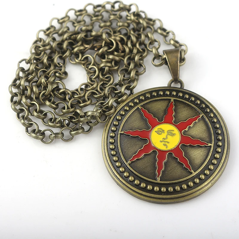 Hot Game Dark Souls 3 Necklace Sun Rider Solaire Round Sun Logo Pendant Necklace for Women Men Casual Clothing Accessories