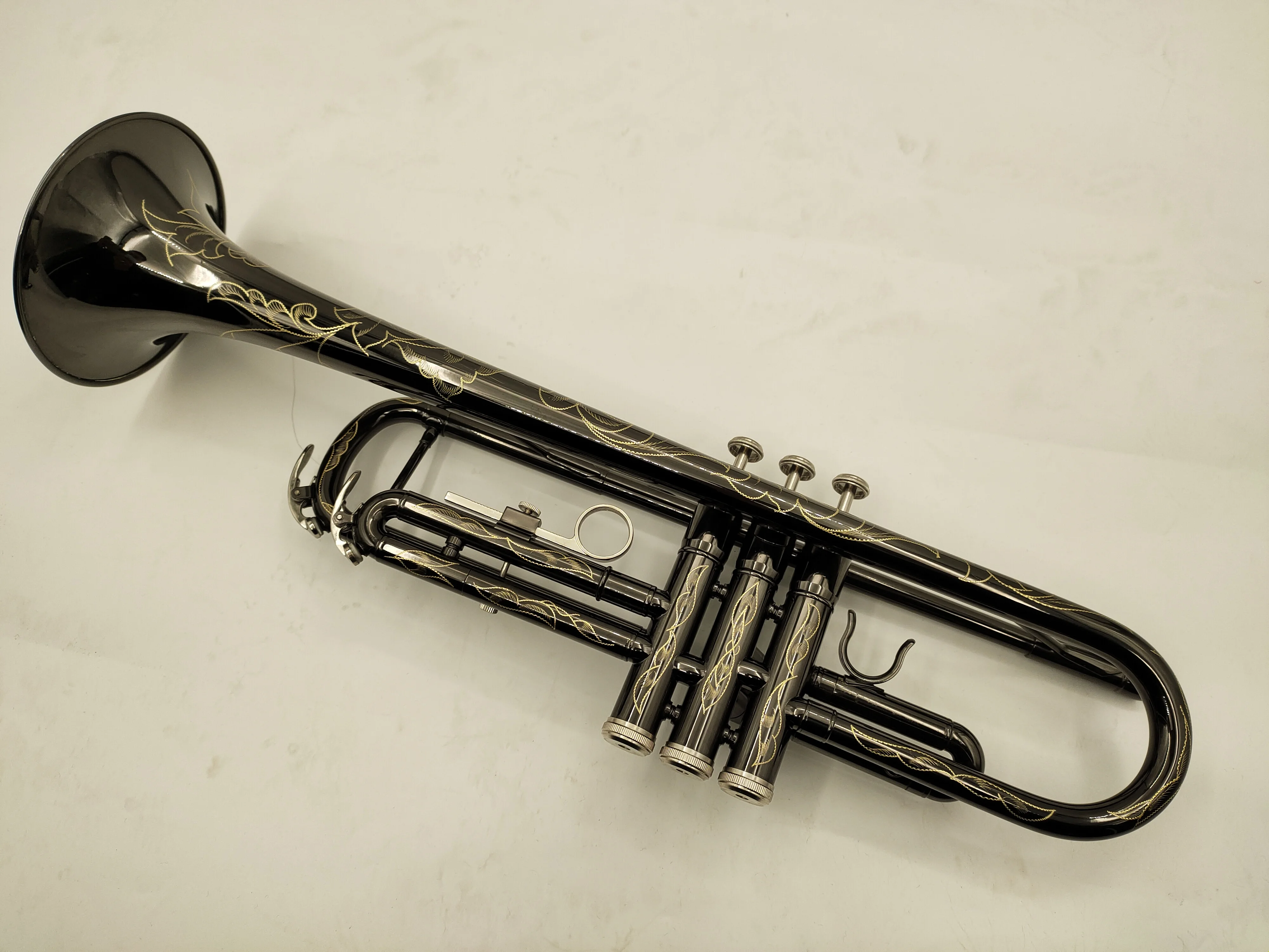 

High Quality Bb Trumpet Black nickel silver-plated musical instrument Exquisitely carved design with Case