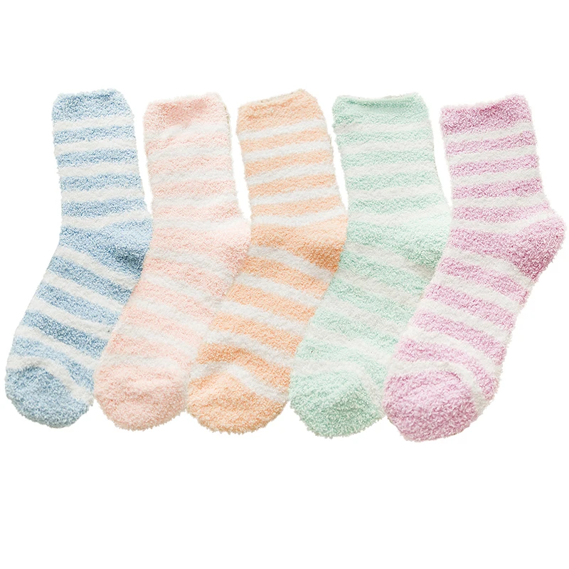 Hot Sale Ladies Winter Thicken Keep Warm Embroidery kawaii Bow-knot Beer Lovely Sleep Sox Women Cotton Plush Cute Socks male