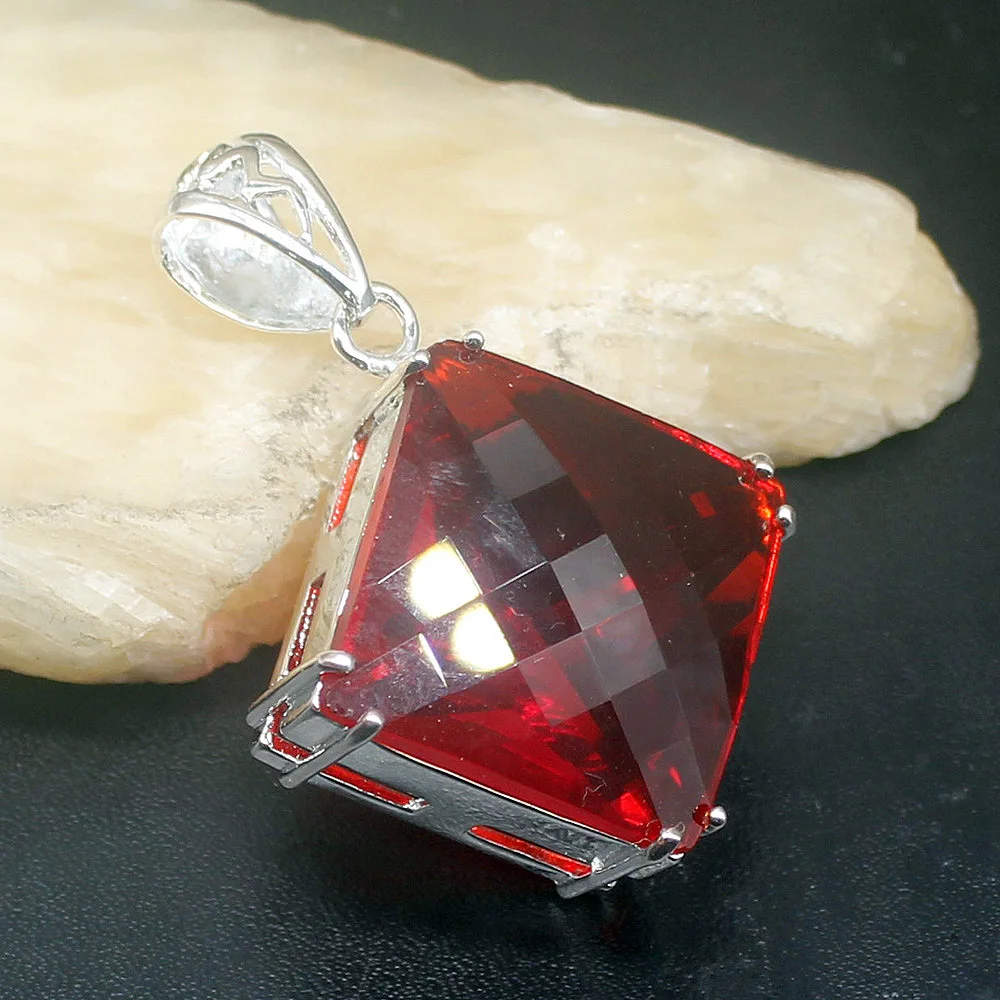 Gemstonefactory Jewelry Big Promotion 925 Silver Huge Square Red Garnet Women Ladies Mom Gifts Necklace Pendant 20213621