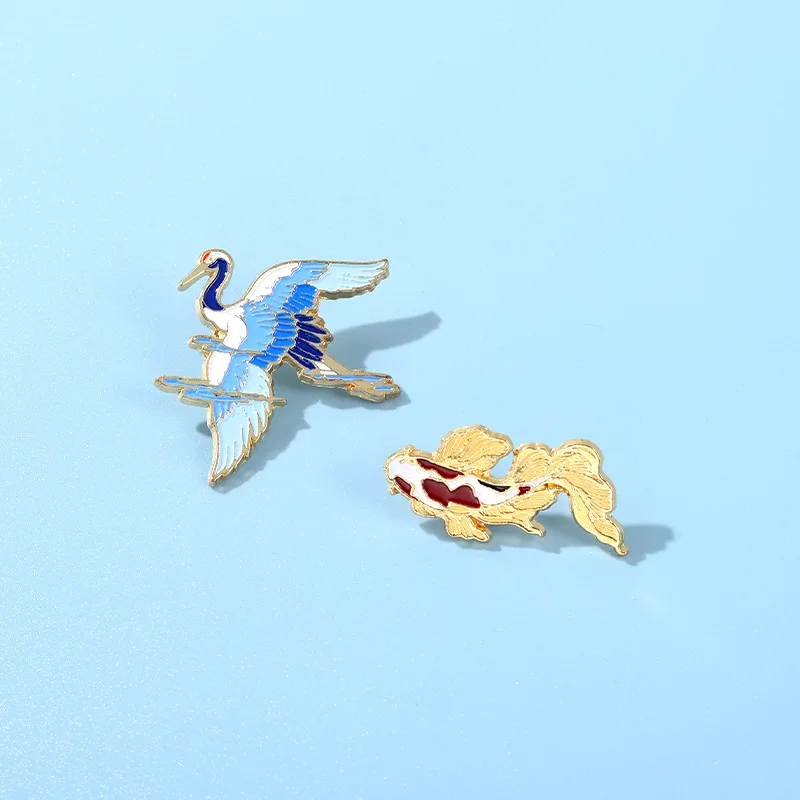 Simple Koi Fish And Red-crowned Crane Alloy Enamel Brooch Japan And South Korea Cartoon Cute Bird Badge Pin Backpack Accessories