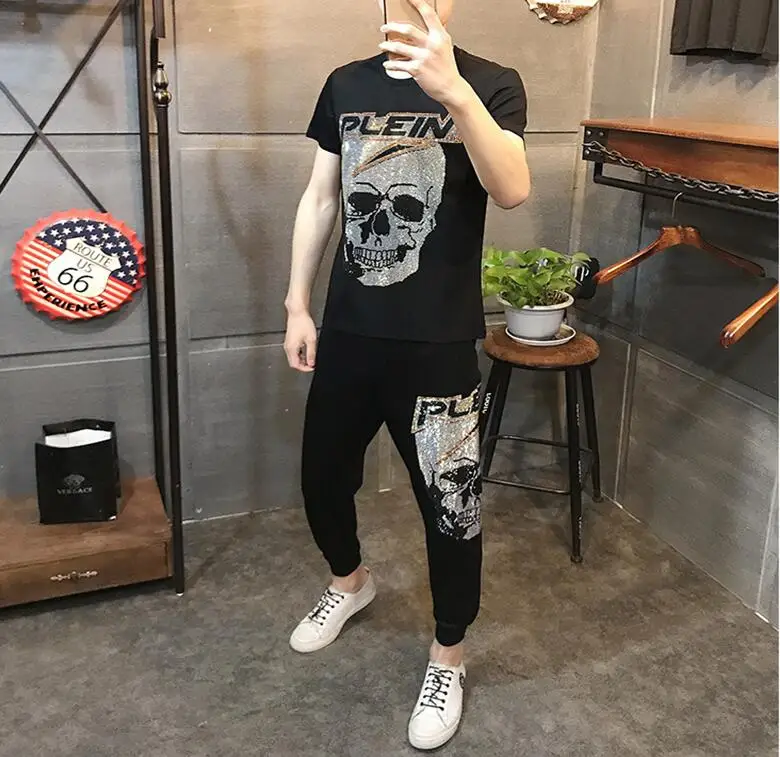 

Sets Tracksuit Men SUMMER Hot drill short Sleeve Outfit Sportswear 2021 Male Suit Two Piece Set Casual