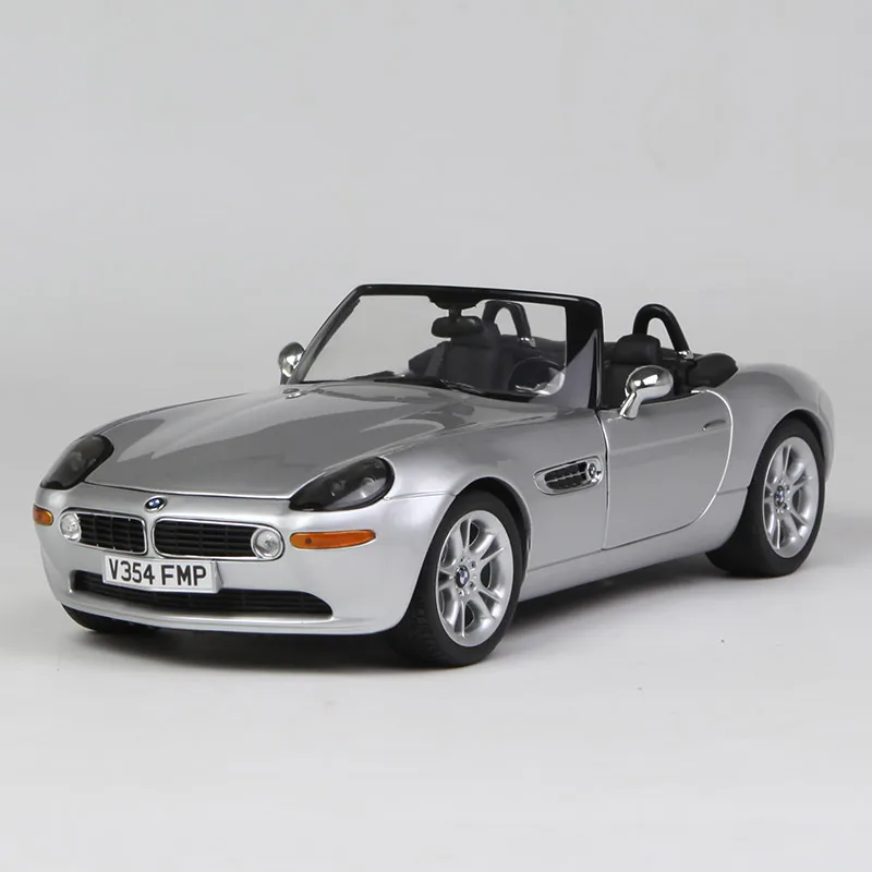 

Fine Edition Special Die-cast Metal 1/18 Out Of Print Z8 Roadster Movie Model Furniture Display Collectiontoys For Children