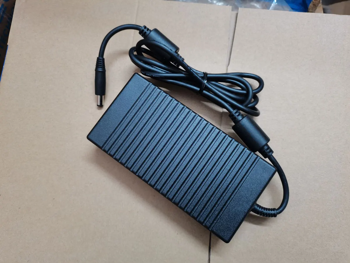 NEW OEM 19V 9.5A 180W 397748-001 397804-001 PA-1181-02 AC Adapter For HP TouchSmart IQ527 Desktop PC series Original Puryuan