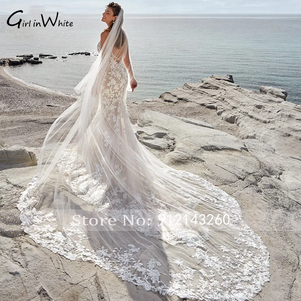 Abiti da sposa a sirena in pizzo con scollo a cuore sexy senza schienale personalizzati Abiti da sposa a tromba con applicazioni di lusso con perline e spalline