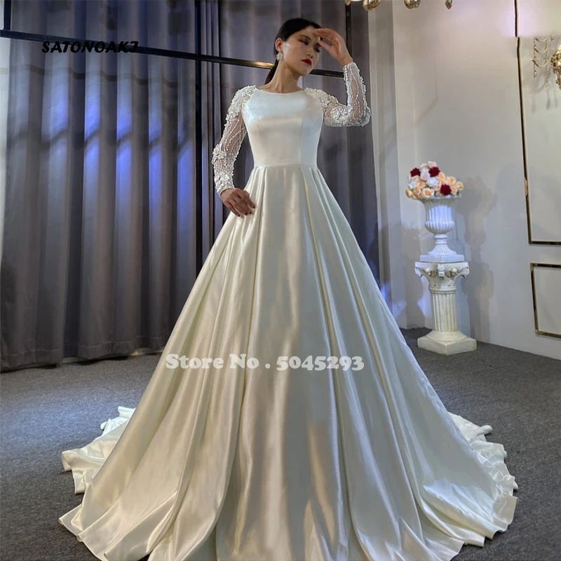 Abito da sposa in raso di lusso 2023 manica lunga con lacci in cristallo con scollo tondo con abito da sposa Royal Train Vestido De Novia